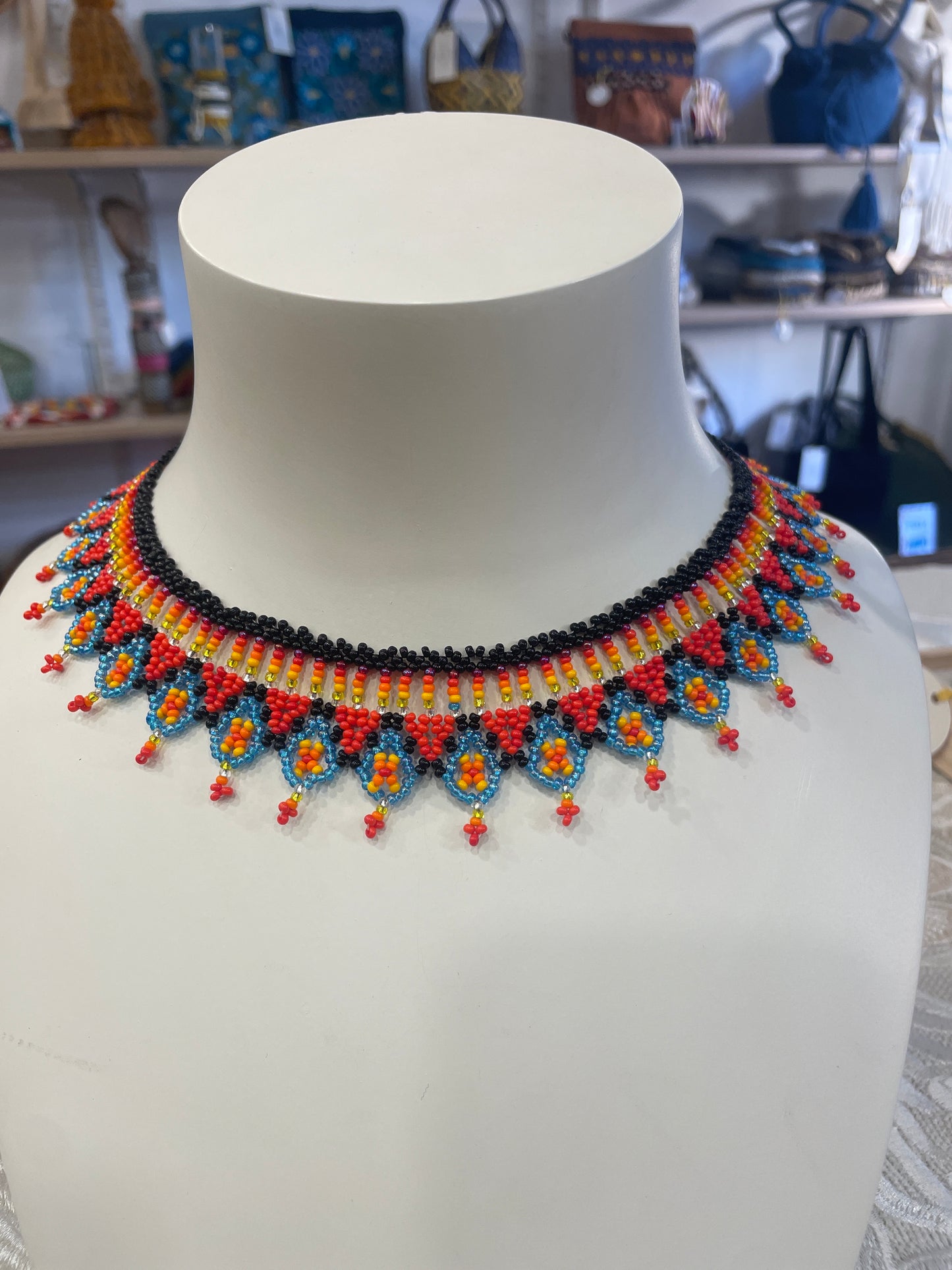 Embera Medium Necklace, Handmade in Manual Loom, Ethnic.